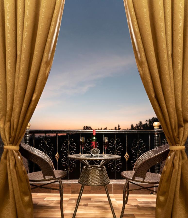 Shivanya Palace Mahabaleshwar Exterior photo