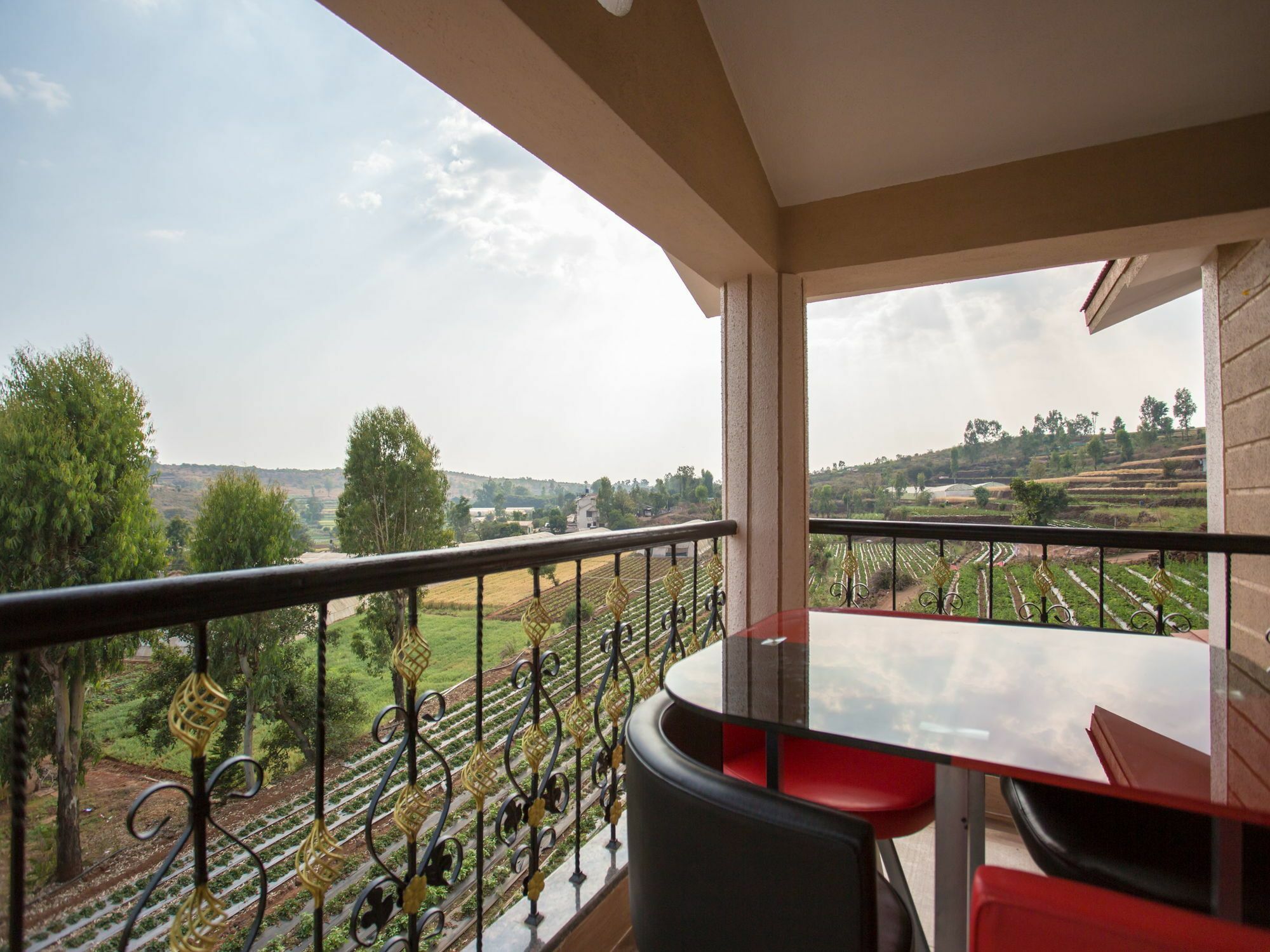 Shivanya Palace Mahabaleshwar Exterior photo